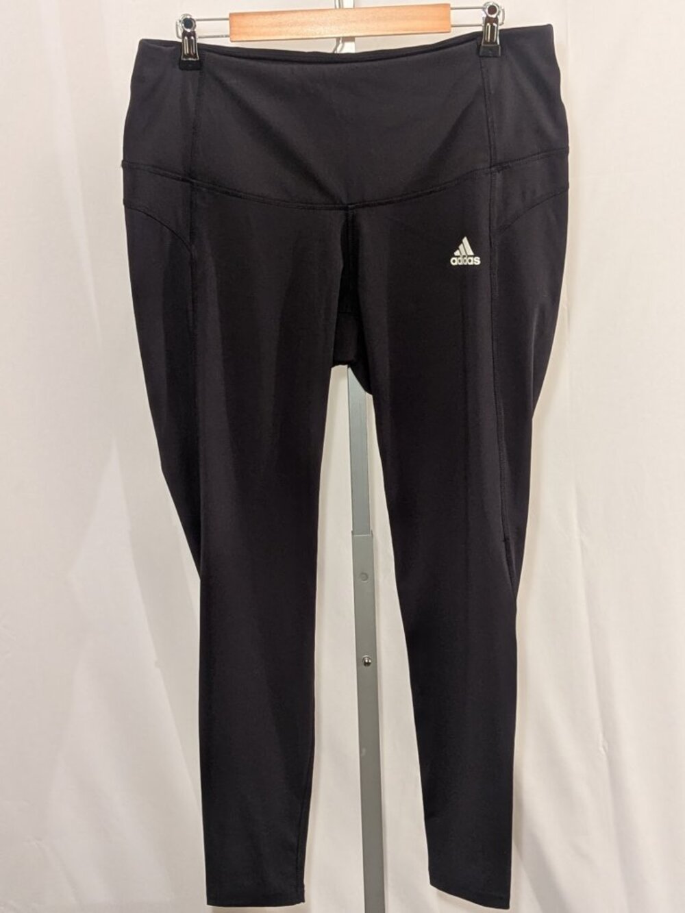 Adidas Black Plus Size 2XL Leggings w 1 Inside Pocket White Adidas Logo NWT